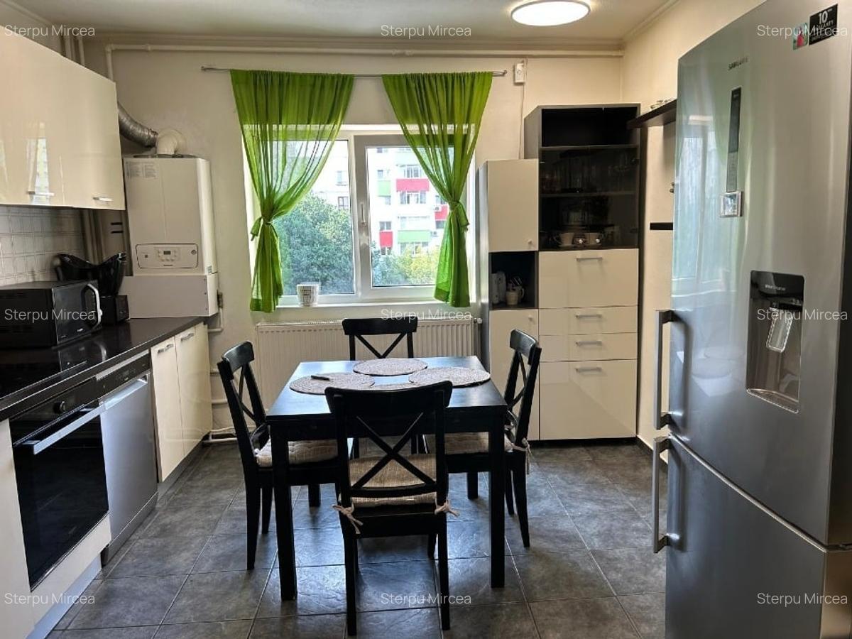 Apartament cu 3 camere decomandat în 13 Septembrie - 5