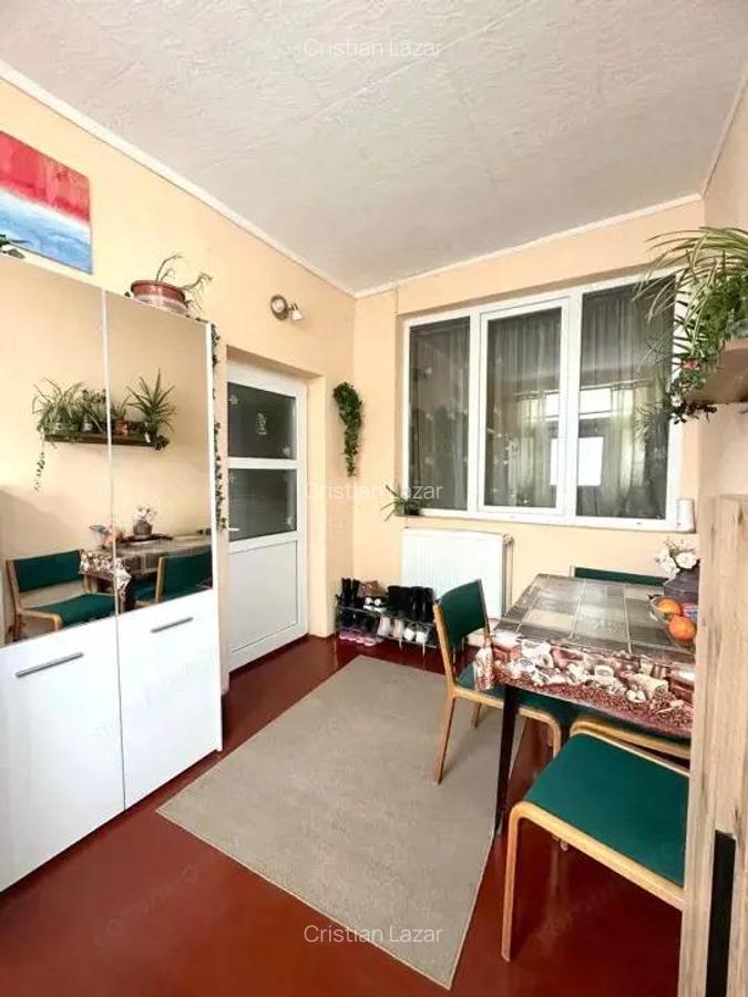 Apartament cu 3 camere la casa cu acces auto in curte Centru Oradea - 5 Apartament cu 3 camere la casa cu acces auto in curte Centru Oradea - 5