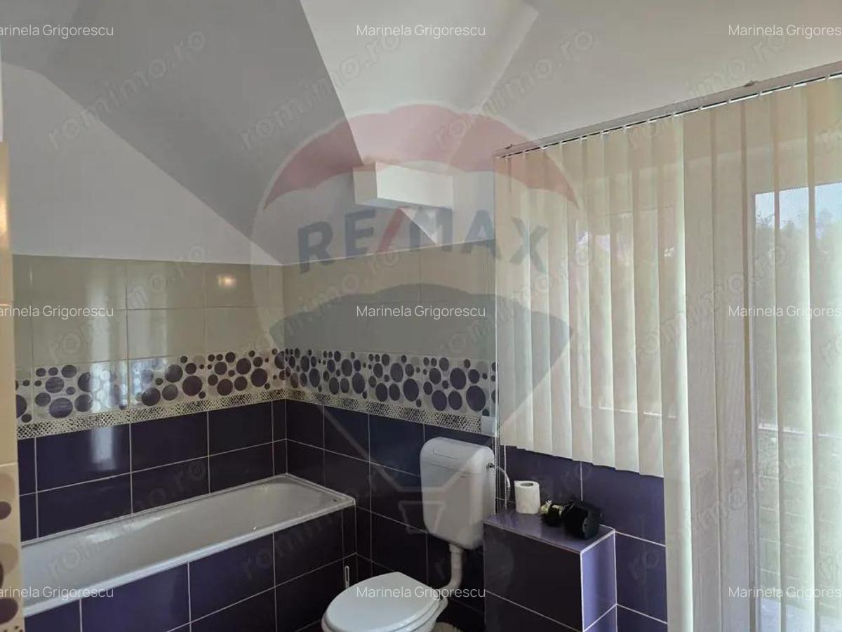 Casa / Vila cu 7 camere de vanzare - 8