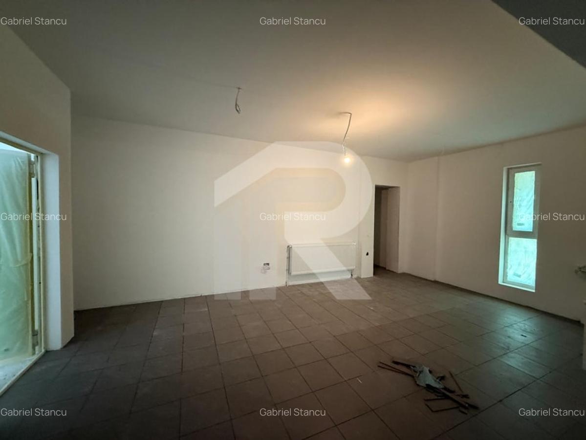 Spatiu Comerceial , parter bloc nou construit , zona Nerva Traian - 6