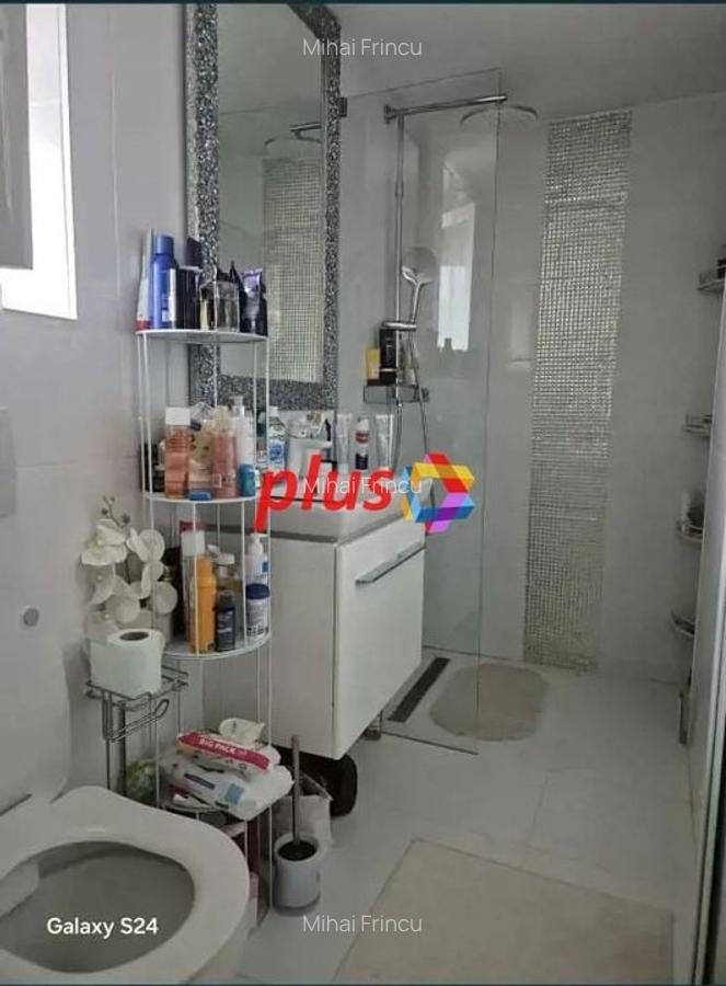 Casă cu 5 camere 130 mp - doua ap. separate,  zona Racadau - 9
