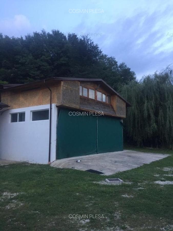 Casă cu 3 camere în Periferie - 2