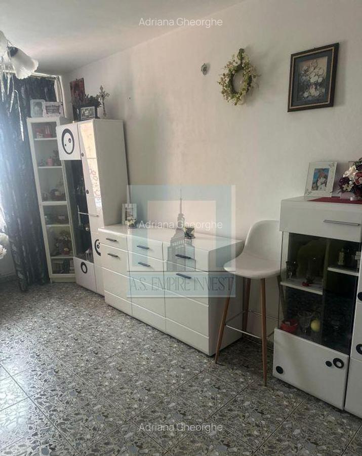 De vanzare apartament 3 camere/ zona Calea Bucuresti - 1