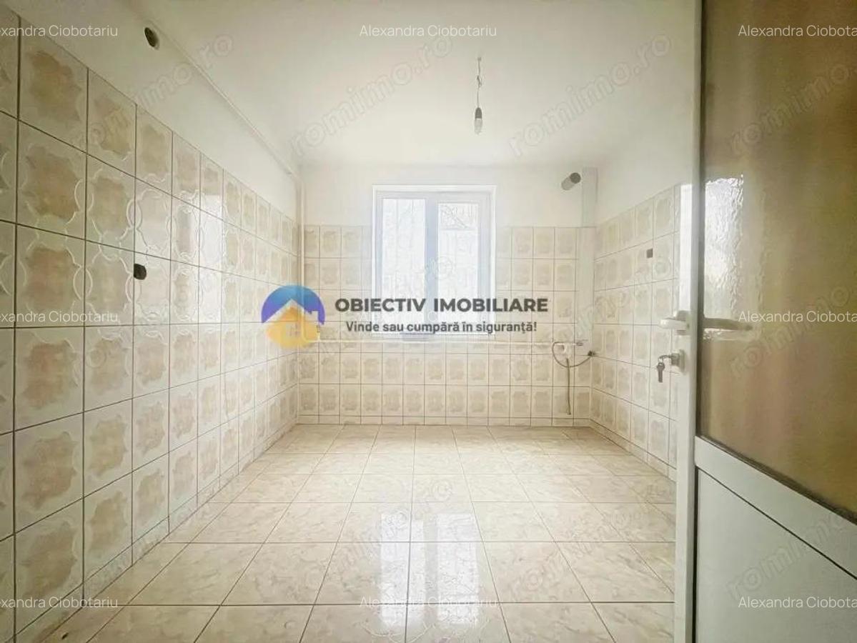 Apartament 3 camere de vanzare Strada Mara?e?ti, Targu Neam? - 2