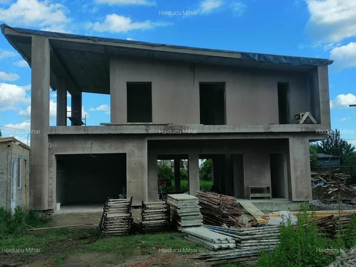 Casă cu 4 camere în Big-Bascov - 13