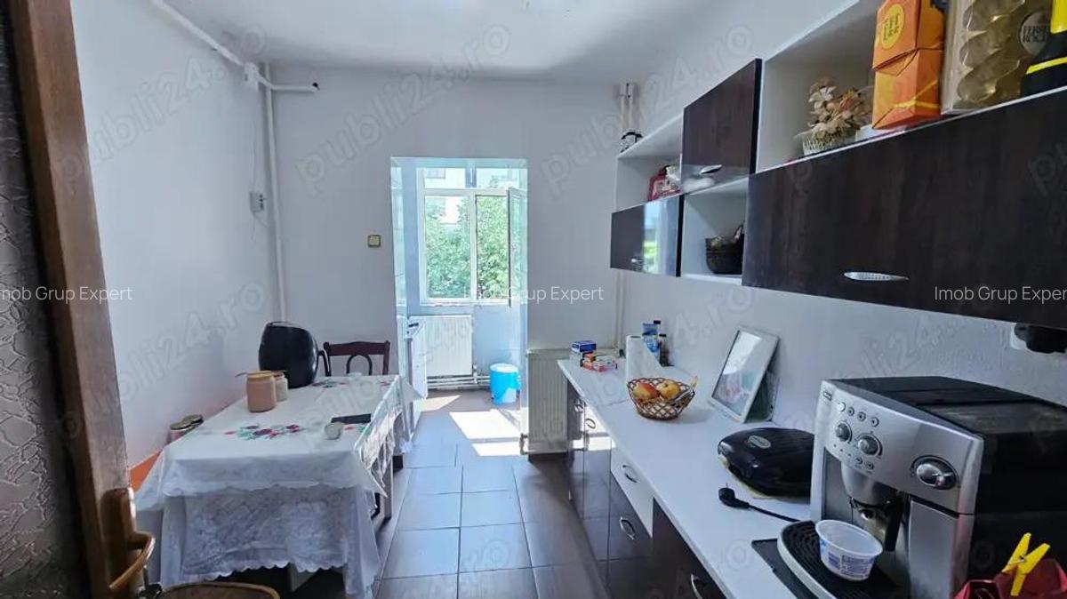 Apartament de vanzare in Galati, Micro 17 - 2 camere, 51 mp - 3