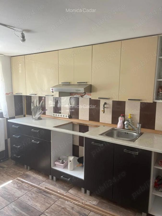 Vand casa Battonya 5 km fosta vama Turnu - 1