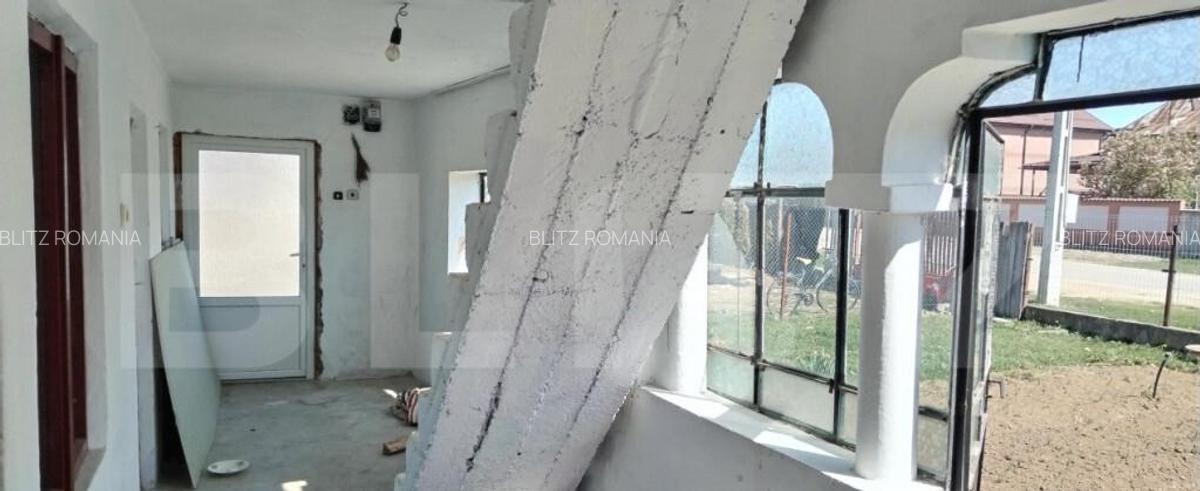 Casa de vanzare , 3 camere, 80mp 1100mp teren , zona Unguren - 11