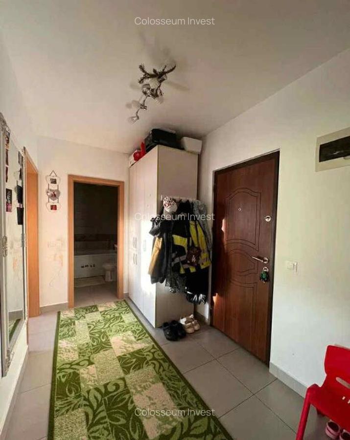 Apartament 2 camere, decomandat - zona Tractorul - 8