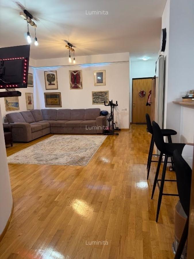 Apartament cu 3 camere semidecomandat în Herăstrău - 2