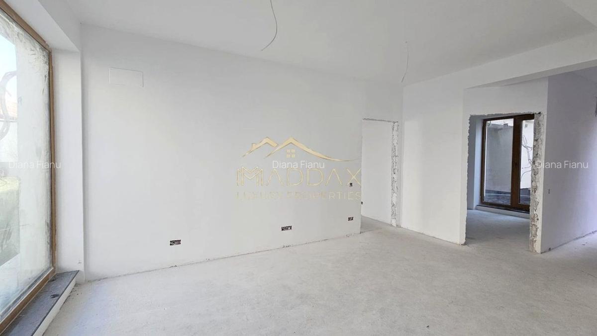 Apartament de vanzare 3 camere + curte 75mp***Domenii - 5