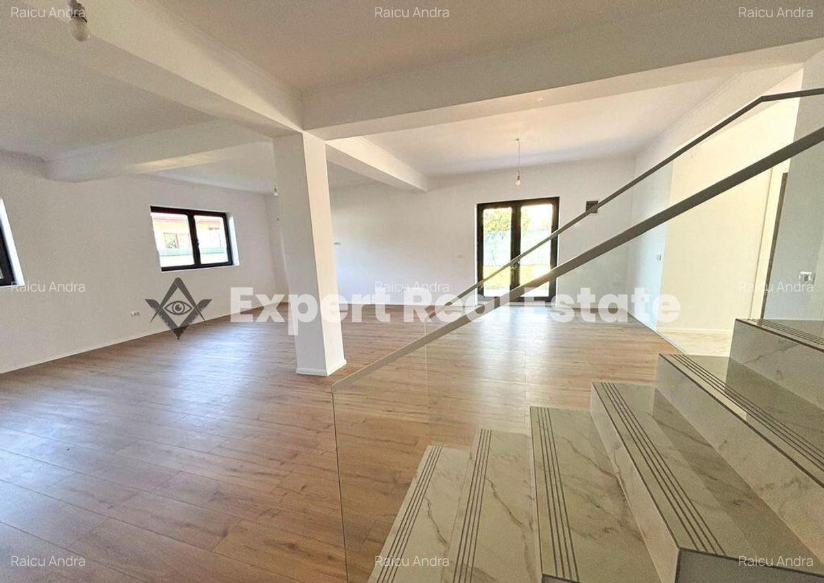 VILA SPATIOASA TUNARI-PIPERA - 13