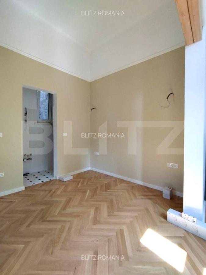 Apartament de vanzare, cu 3 camere, 107 mp, zona centrala - 7
