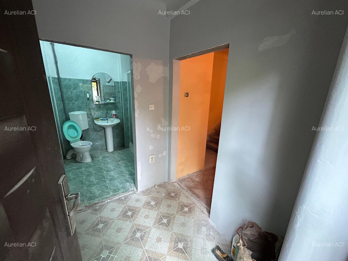 Casă cu 6 camere în Drumul Sării - 3