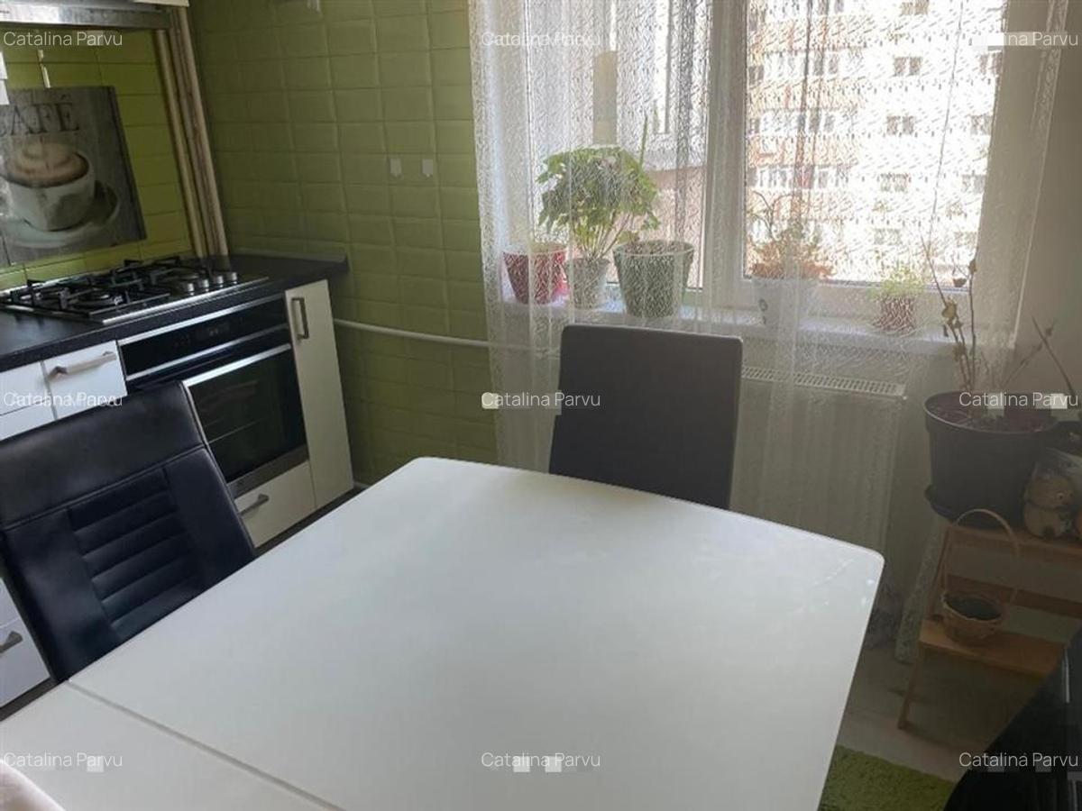 Vanzare apartament 4 camere renovat 2020 | Vitan Mall - Calea Vitan | - 2