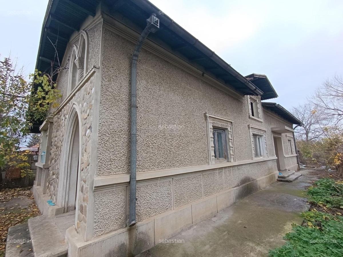 Teren 1163 mp în centrul Mogoșoaiei | Utilități + imobil existent | Oportunitate - 4