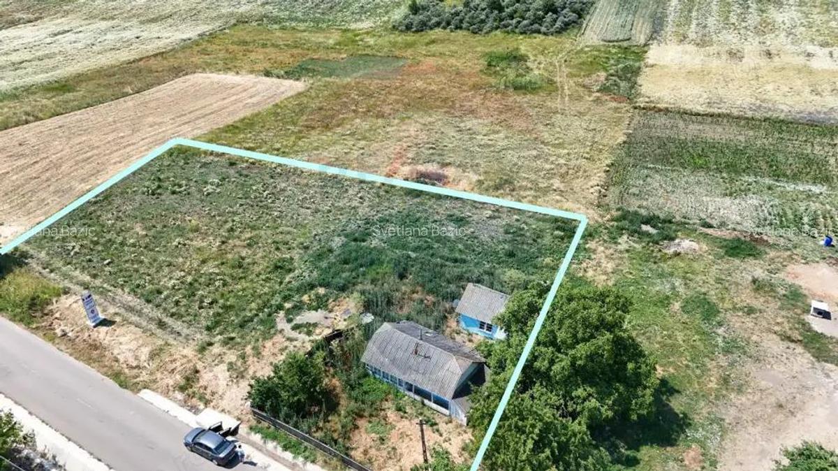 Casa batraneasca cu teren intravilan in apropiere de de Boto?ani - 2