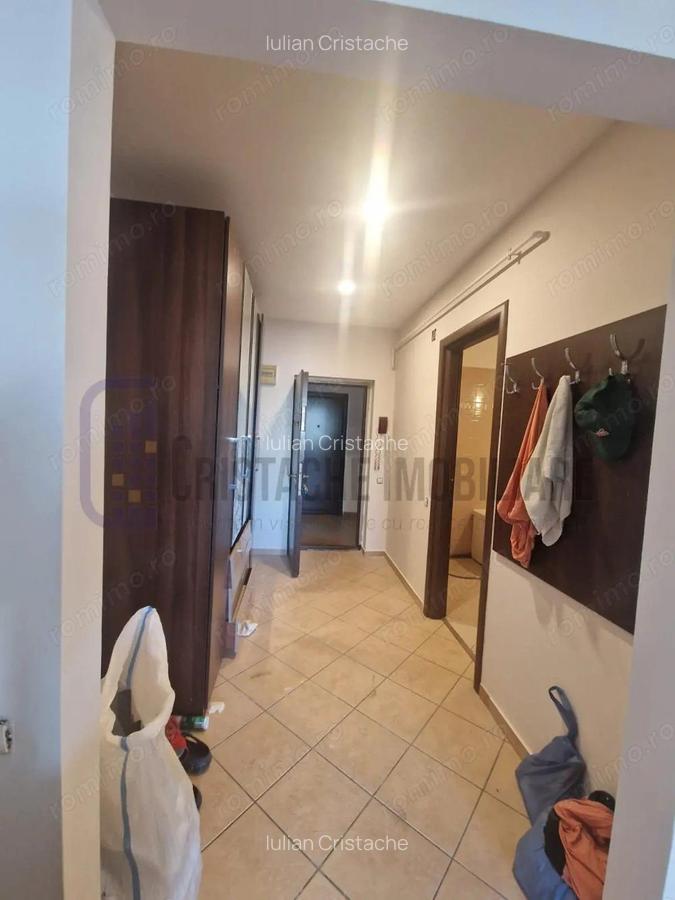 Titan_Apartament 2 camere_70 mp._nemobilat_pretabil birou - 5
