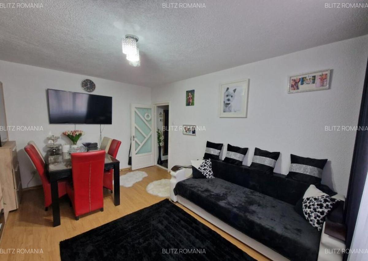 Apartament de vanzare, cu 2 camere, 41 mp, zona Regele Ferdi - 1