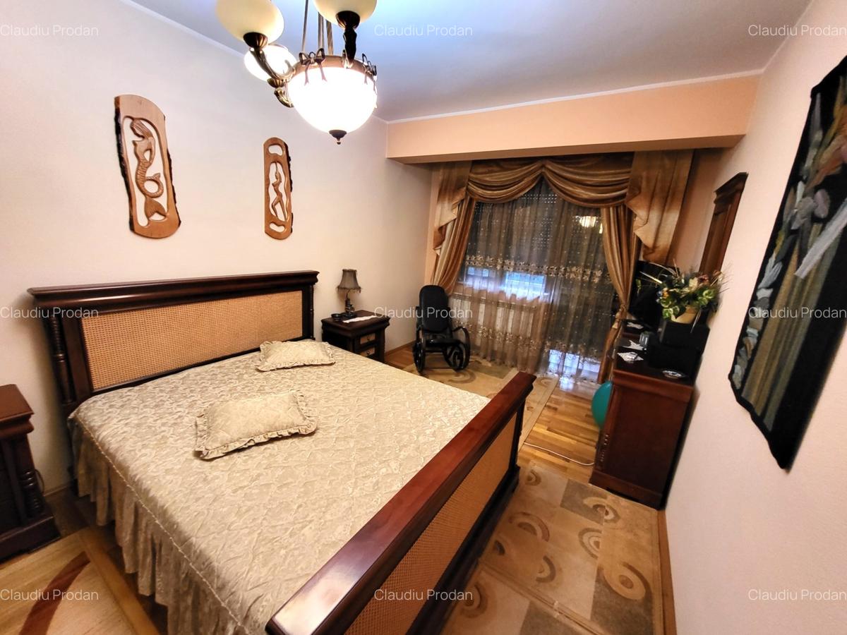 Vilă / Clădire pentru birouri Ultracentral - 2 Vilă / Clădire pentru birouri Ultracentral - 2