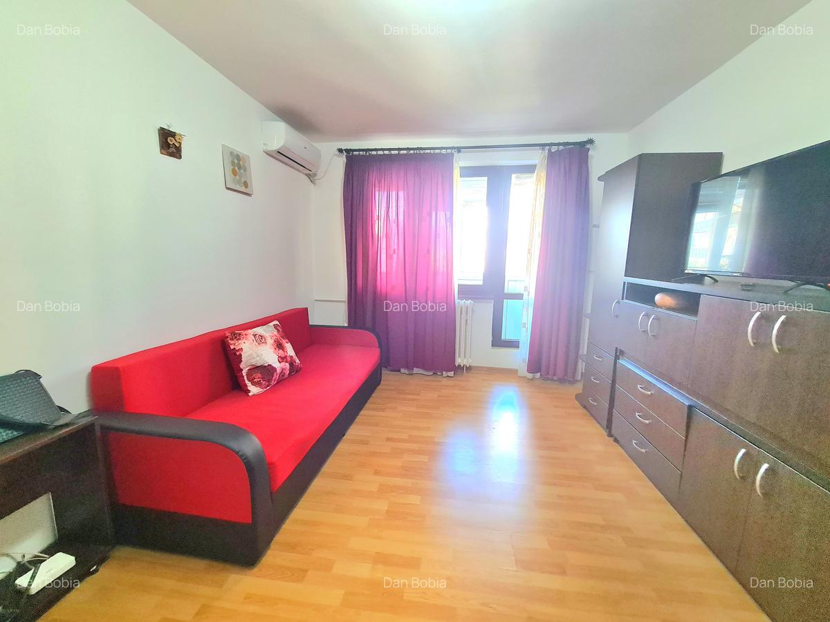 Garsoniera impecabila 8 min M  Tineretului DB - 13 Garsoniera impecabila 8 min M  Tineretului DB - 13