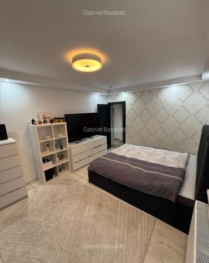 Soseaua Oltenitei - 4 Camere - Gradina - 2 Boxe - Parcare - 12