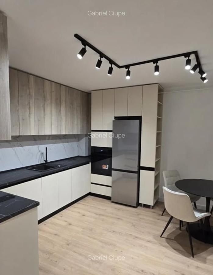 Apartament cu 2 camere, 45 mp, balcon, zona Eroilor - 8