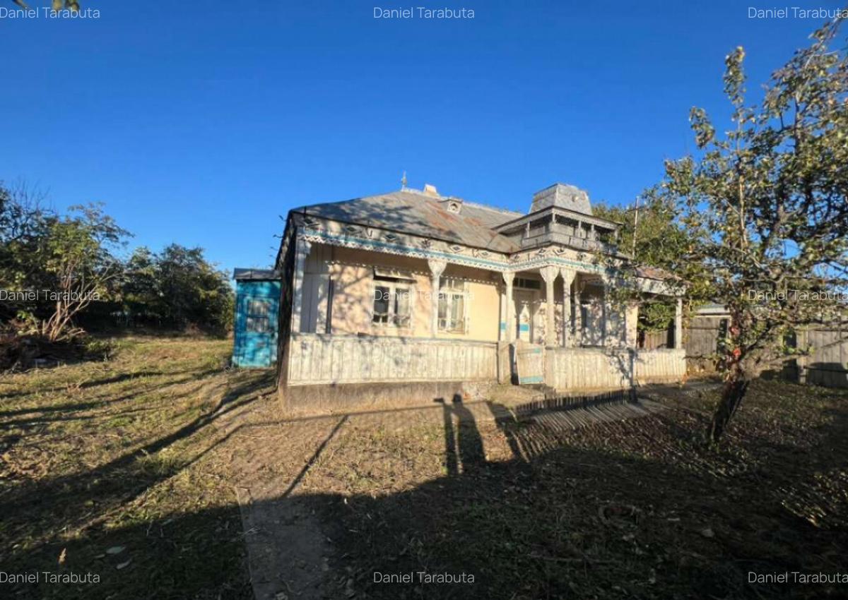 Casa strada principala 650m Horlesti Rediu - 1 Casa strada principala 650m Horlesti Rediu - 1