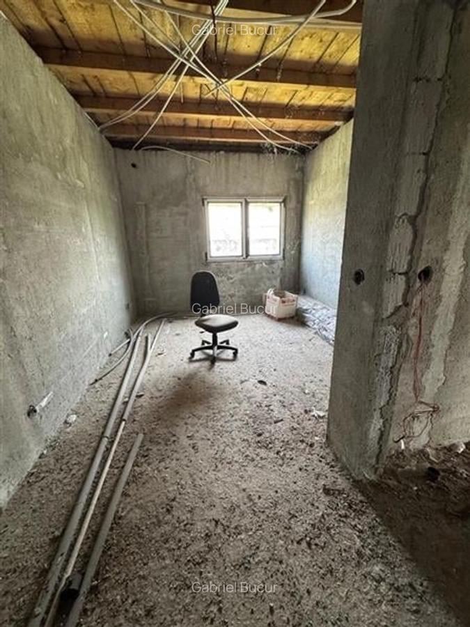Vanzare Casa Com. Berceni Parter la rosu - 10