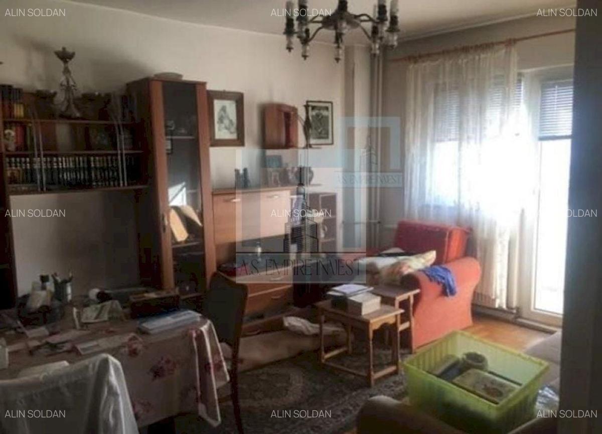 Apartament cu 4 camere decomandat în Griviței - 6