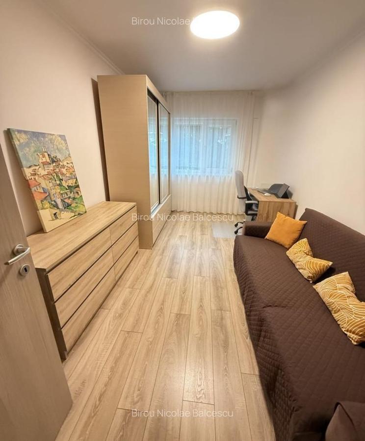 Apartament 3 camere Lux+Loc de parcare in Bloc Nou zona Victoriei - 8