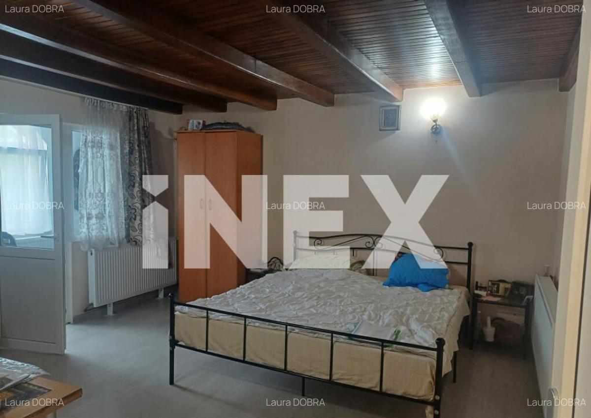 Vila spa?ioasa cu garaj, aproape de centrul Bascovului - 3