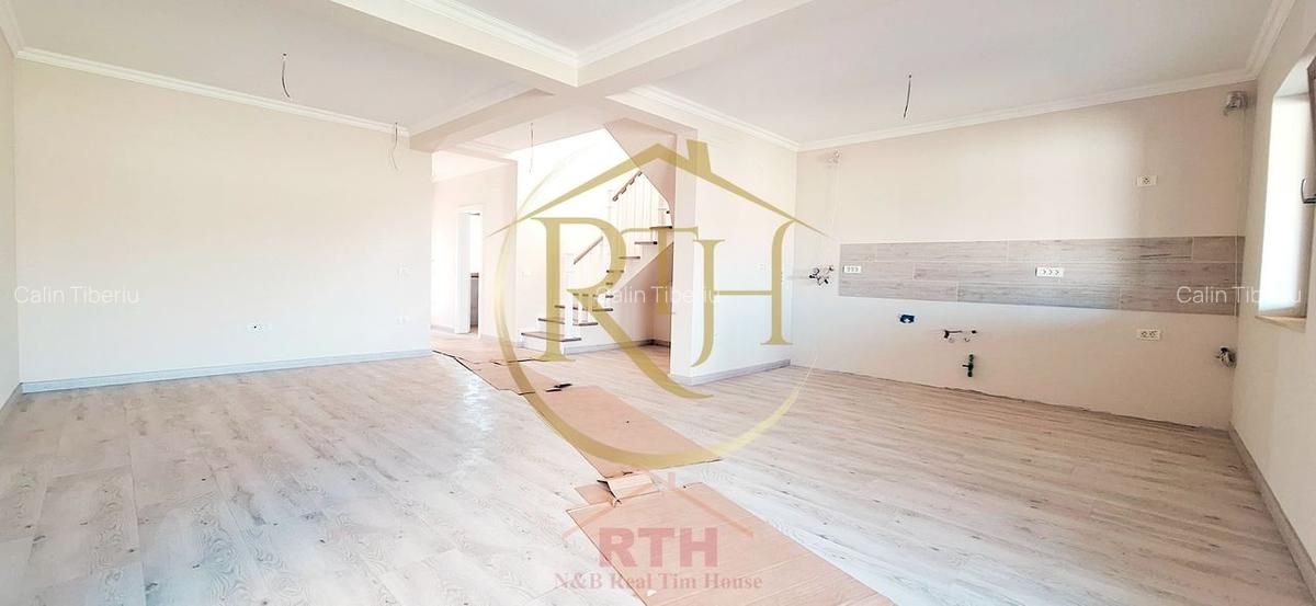 Oferim spre vanzare Duplex cu 5 camere situat in Giroc aproape de DAF - 7