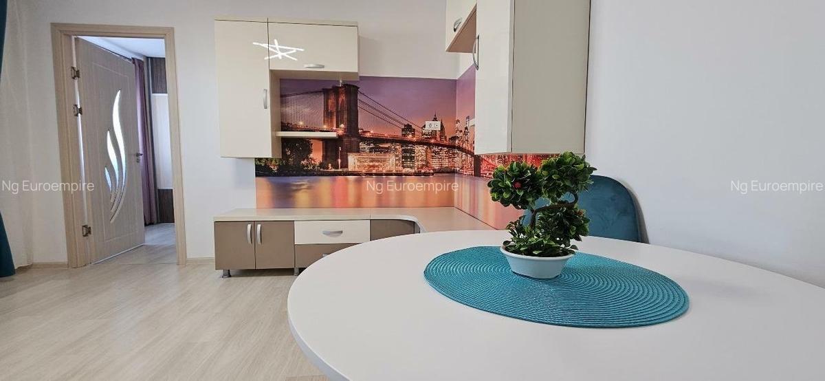Apartament 2 camere, semidecomandat, renovat, Tomis Nord - 1