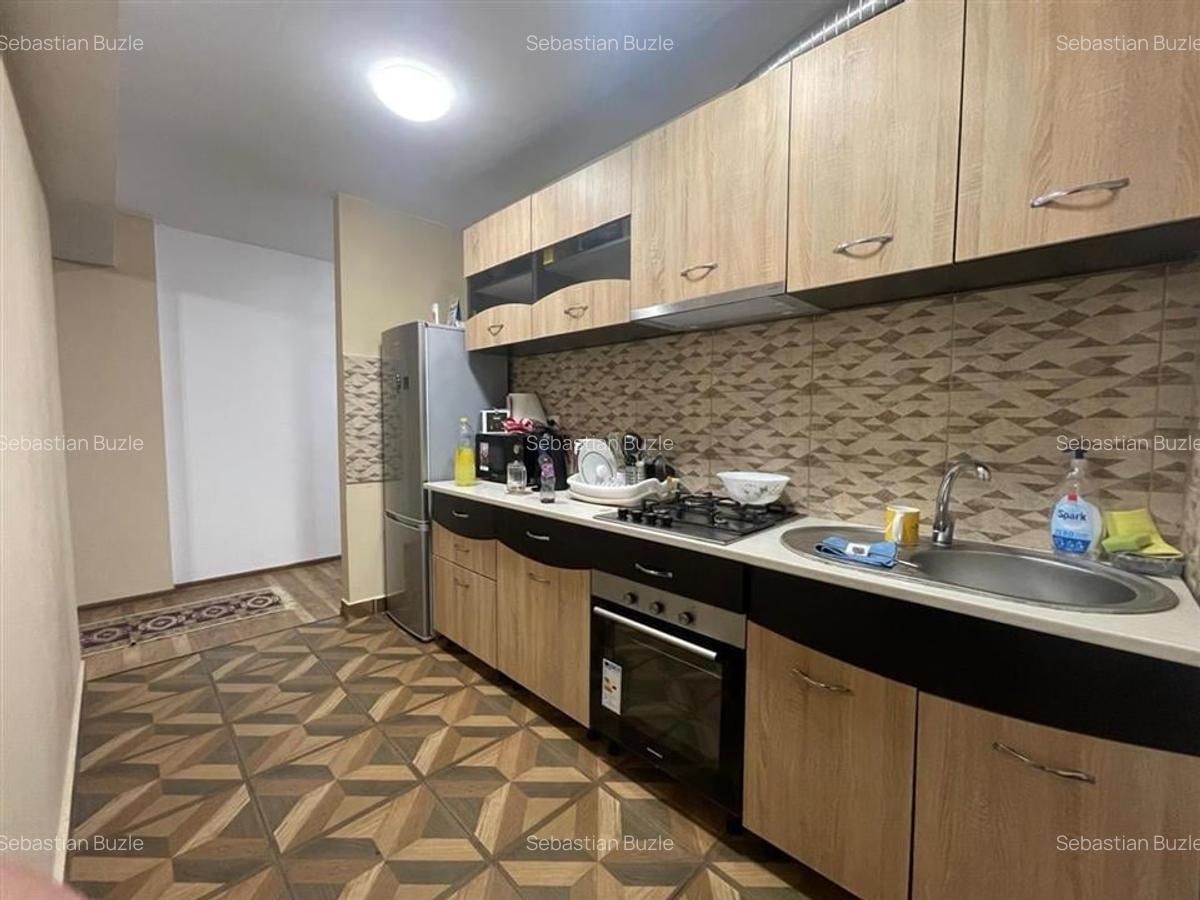 Apartament cu 2 camere decomandat în Nufărul - 16