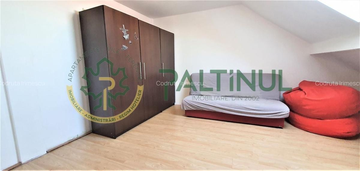 Apartament la mansarda, zona Stefan cel Mare - 3