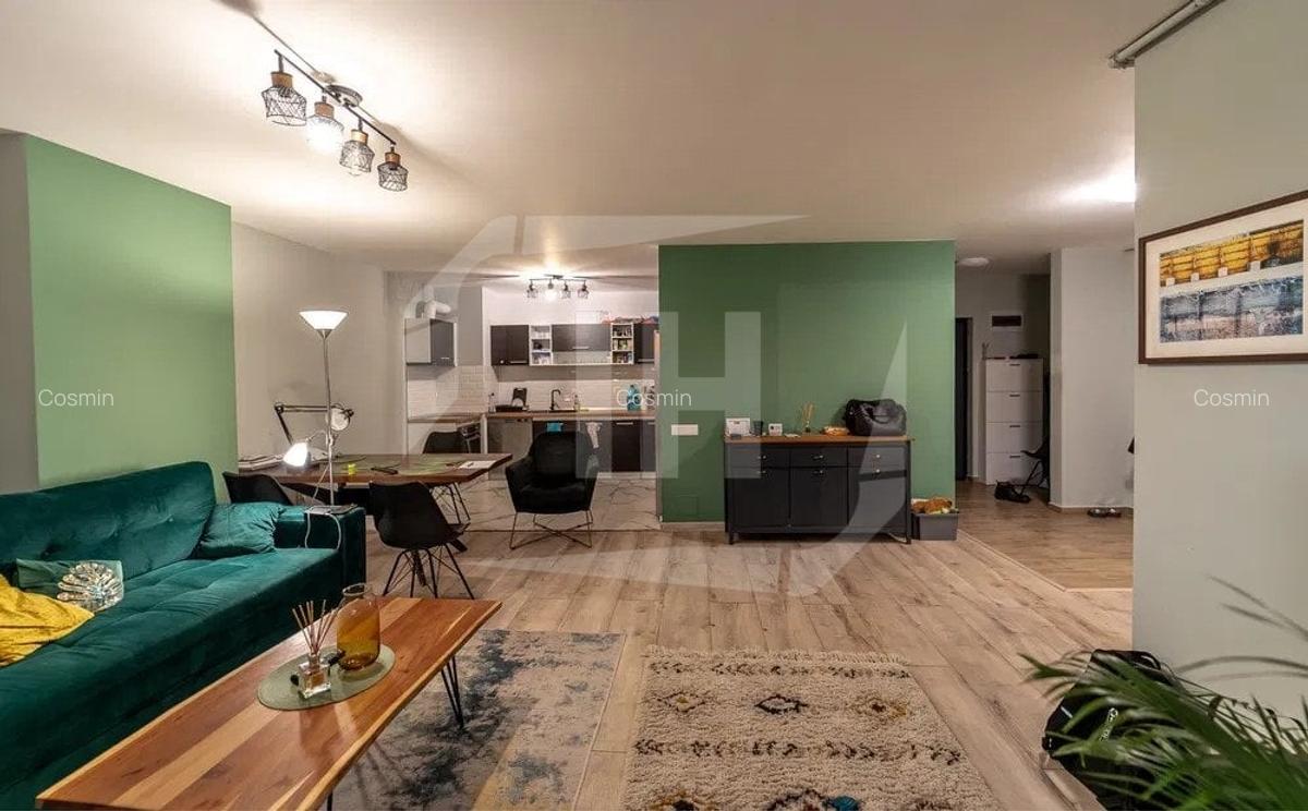 Apartament cu 3 camere semidecomandat în Central - 2