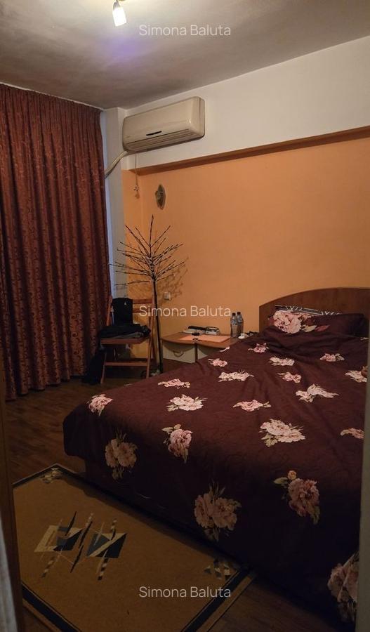Apartament de vanzare 4 camere Dristor - 4