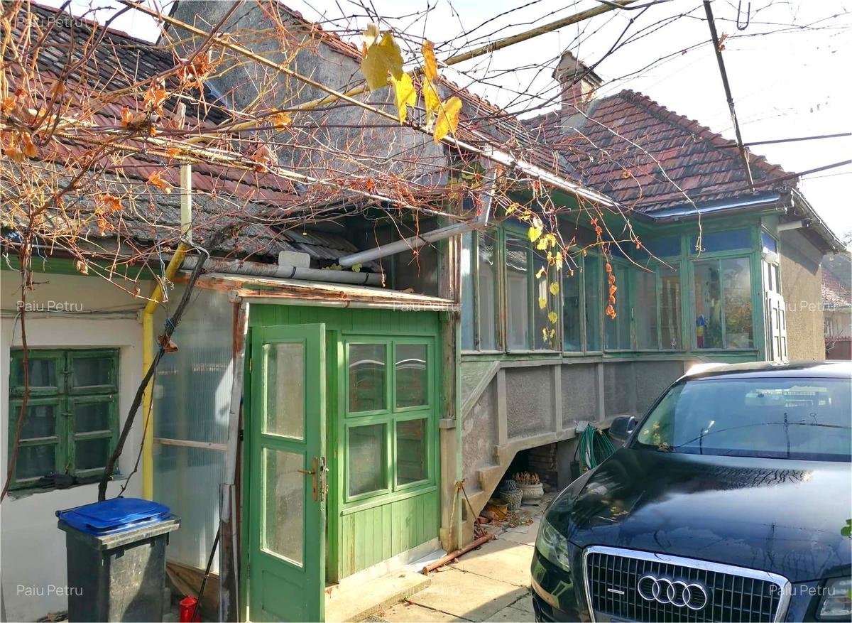 Casa in Sacele cu teren de 814 mp - 1