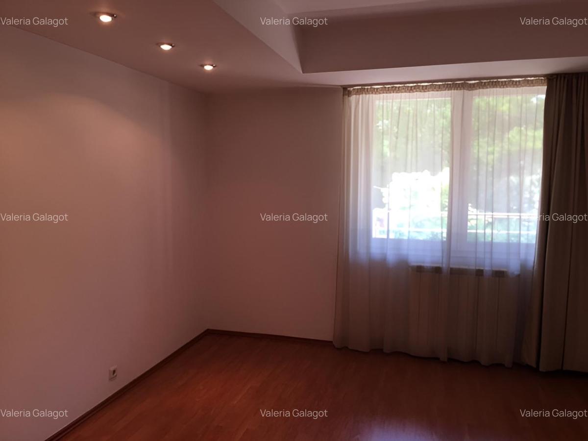 Apartament cu 3 camere decomandat în Herăstrău - 10