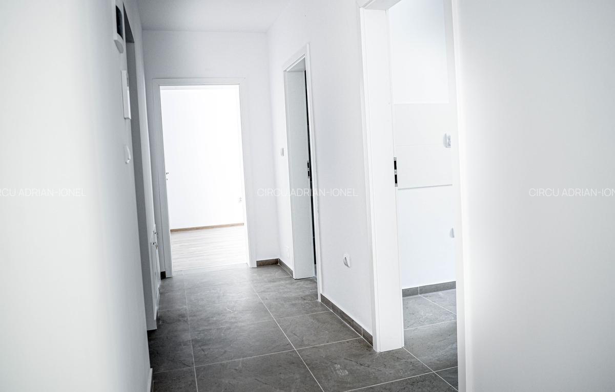 Apartament cu 2 camere decomandat în Giroc - 4
