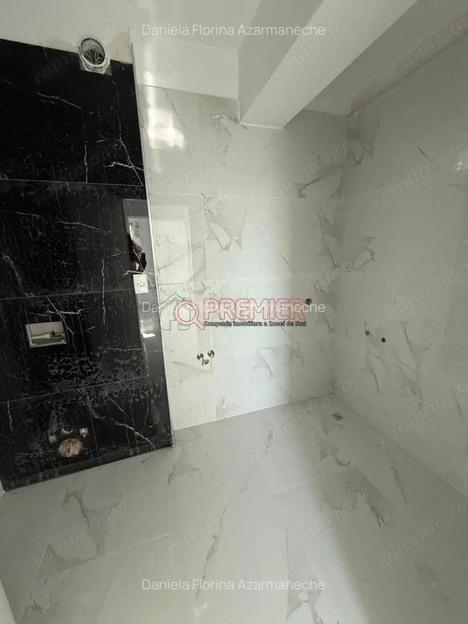 Bloc locuit! Sector 4 - Grand Arena - 3 camere - 6