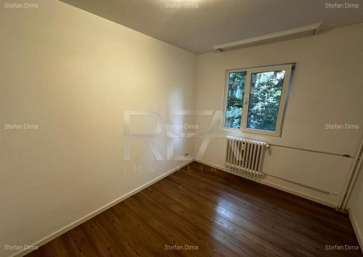 Apartament 3 Camere , Etajul 2 , Zona Alexandru Obregia - 5