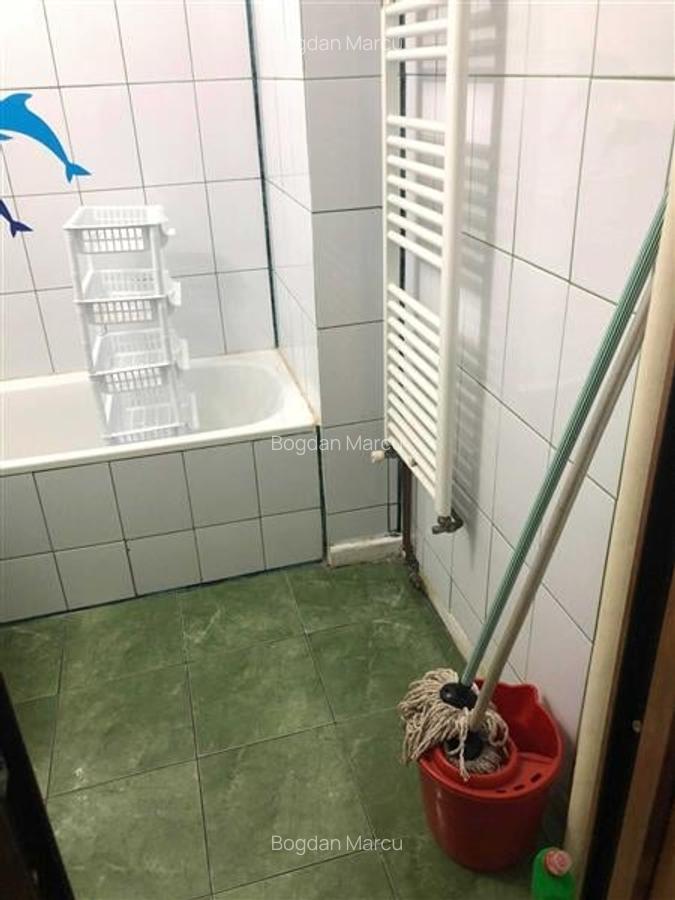 Apartament 3 camere decomandat lingă Medicină - 11