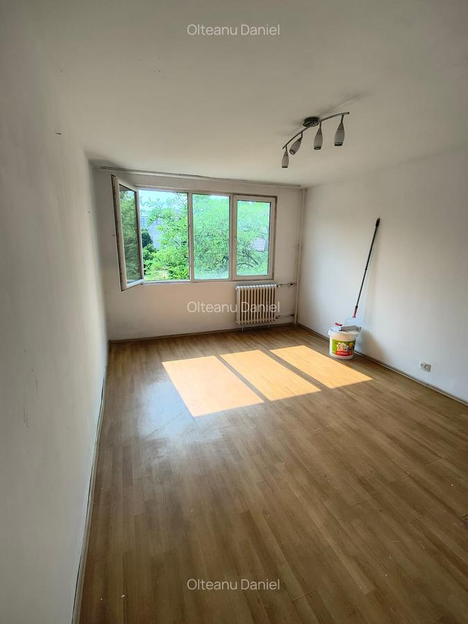 Apartament cu 2 camere decomandat în Drumul Taberei - 9