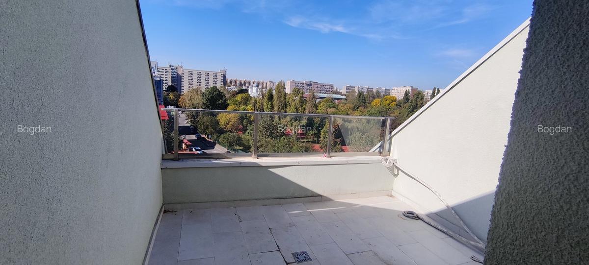 Apartament cu 3 camere nedecomandat în Titan - 9