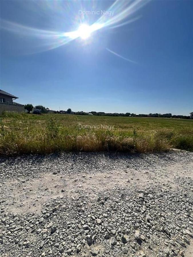 Teren Construcții intravilan de 1570 mp, în Cihei - 3
