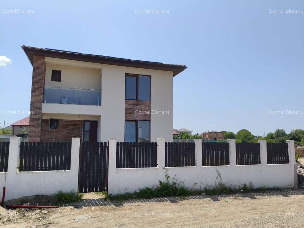 Casă individuală cu 5 camere în Berceni - 1