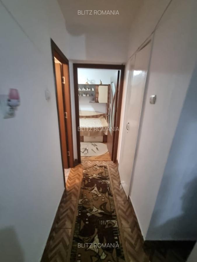 Apartament 2 camere decomandate, 52mp, etaj 1/2, in Filiasi, centru - 6
