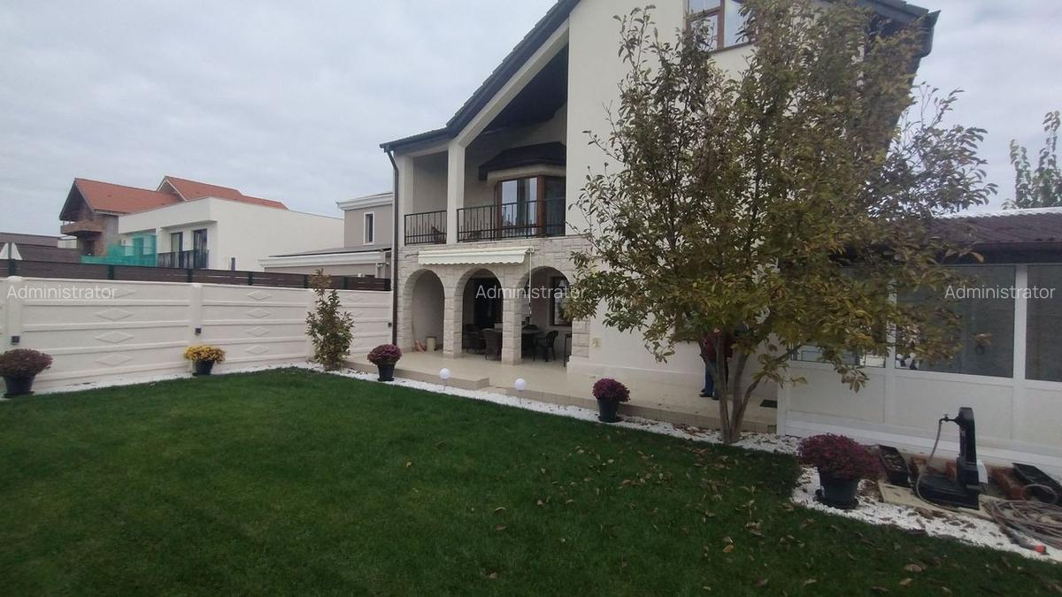 Casă in oraș Ovidiu - 2